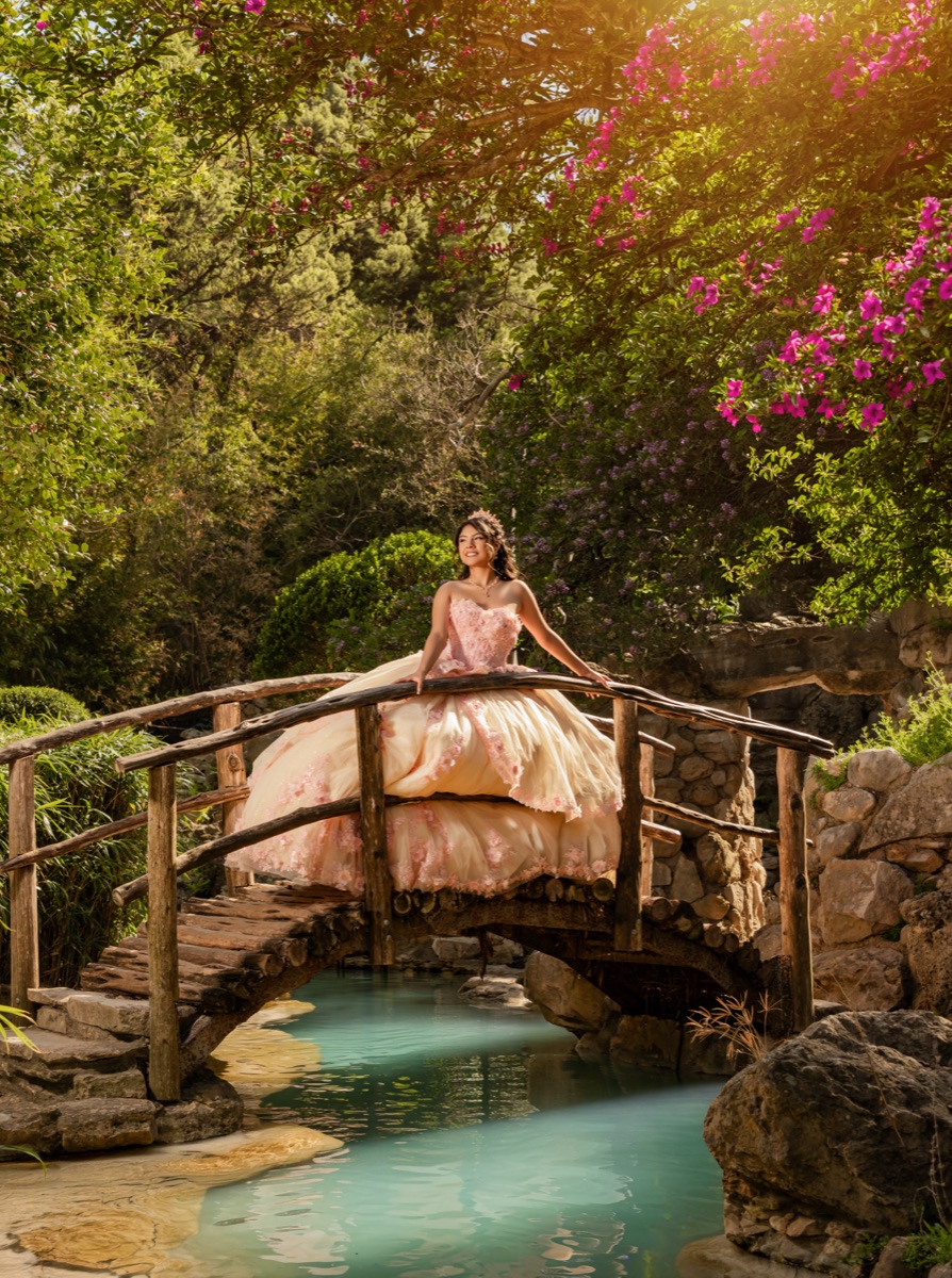 Quinceañera — Garden Bridge
